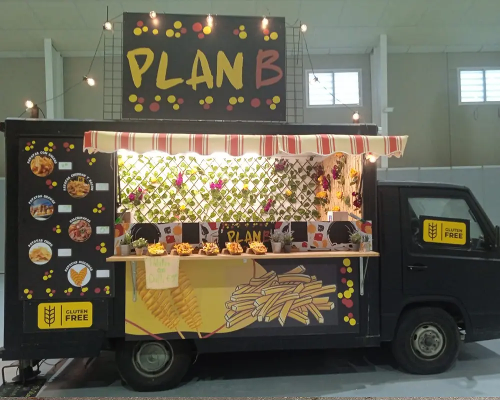 Food truck Plan B con menú de snacks sin gluten.